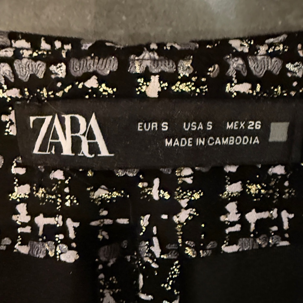 Zara tweed skort. - Picture 2 of 2